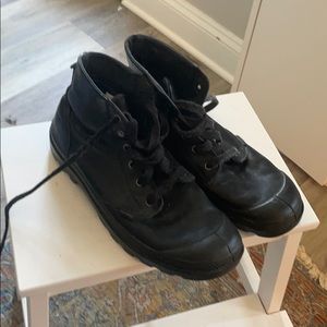 Palladium black leather